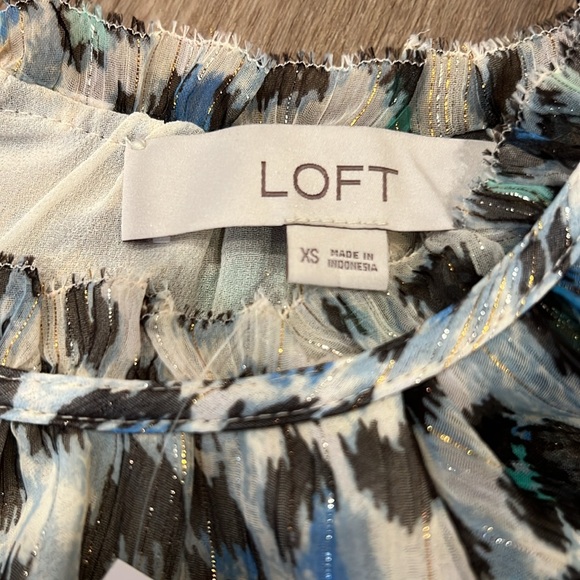 LOFT Sparkly Fluttery Sleeves Women's Leopard Print Top - Black and White XS - Picture 7 of 14